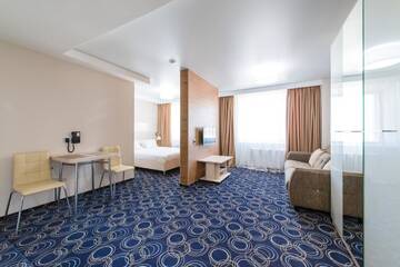 Фото номера Номер-студио с кроватью размера &quot;king-size&quot; Апарт-отели Apart Hotel 92/2 г. Караганда 4