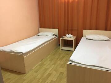 Фото номера Бюджетный двухместный номер с 2 отдельными кроватями Хостелы Hostel Ekonom г. Караганда 10