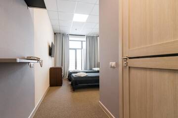 Фото номера Двухместный номер с 2 отдельными кроватями Отель LaCasa Hotel г. Караганда 2